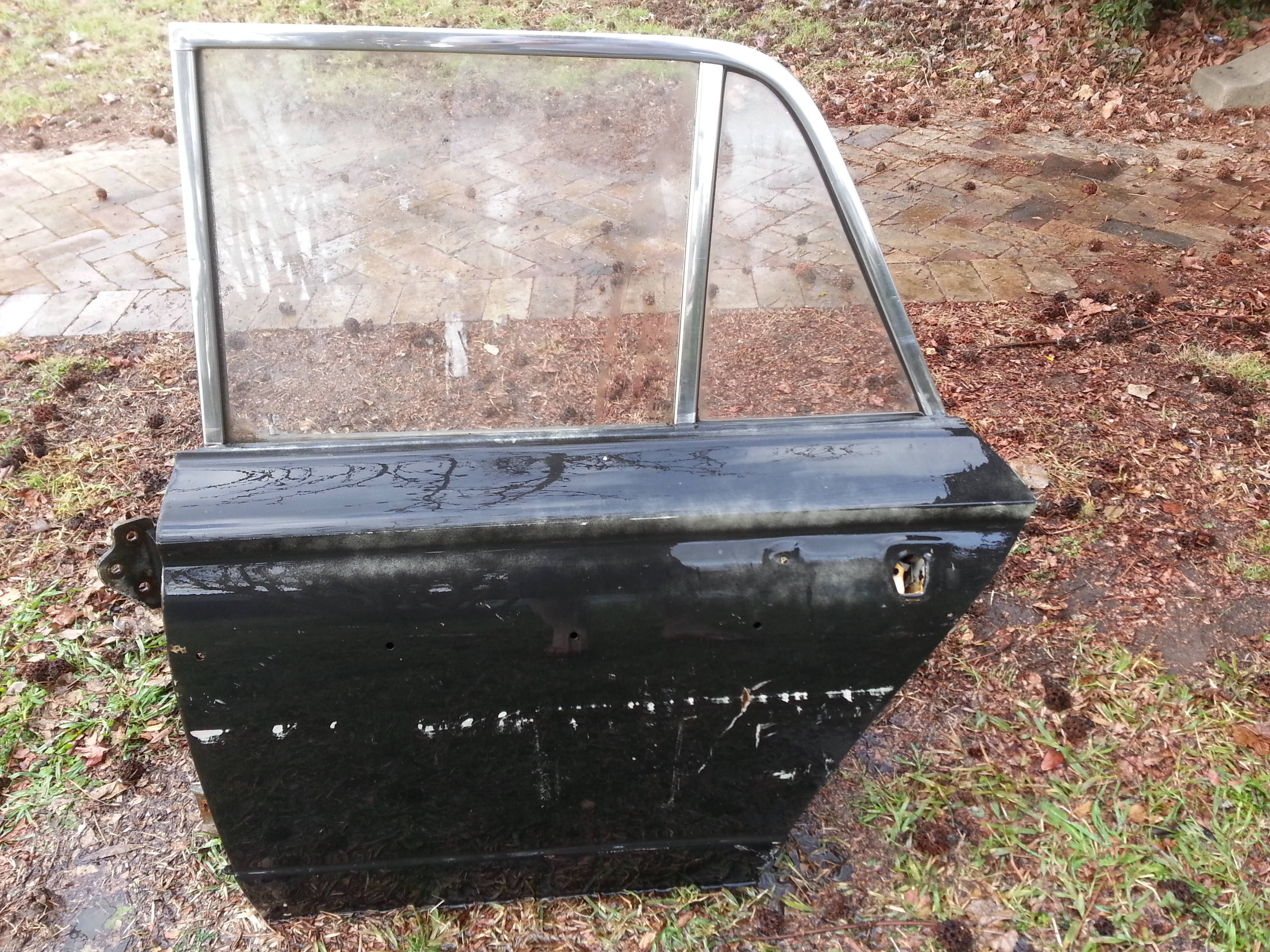 Rear Passenger Door Shell, Salvage - Click Image to Close